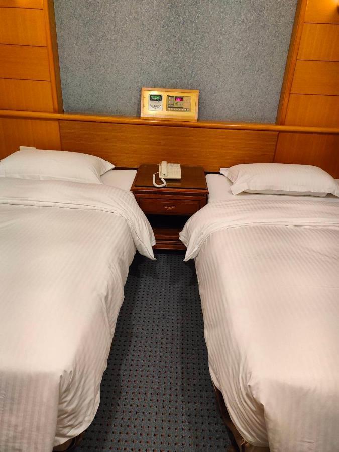 Quarantine Hotel - Champion Hotel Taipei Esterno foto