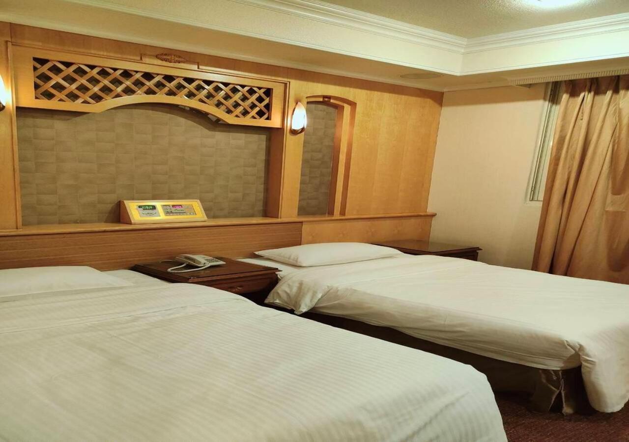 Quarantine Hotel - Champion Hotel Taipei Esterno foto